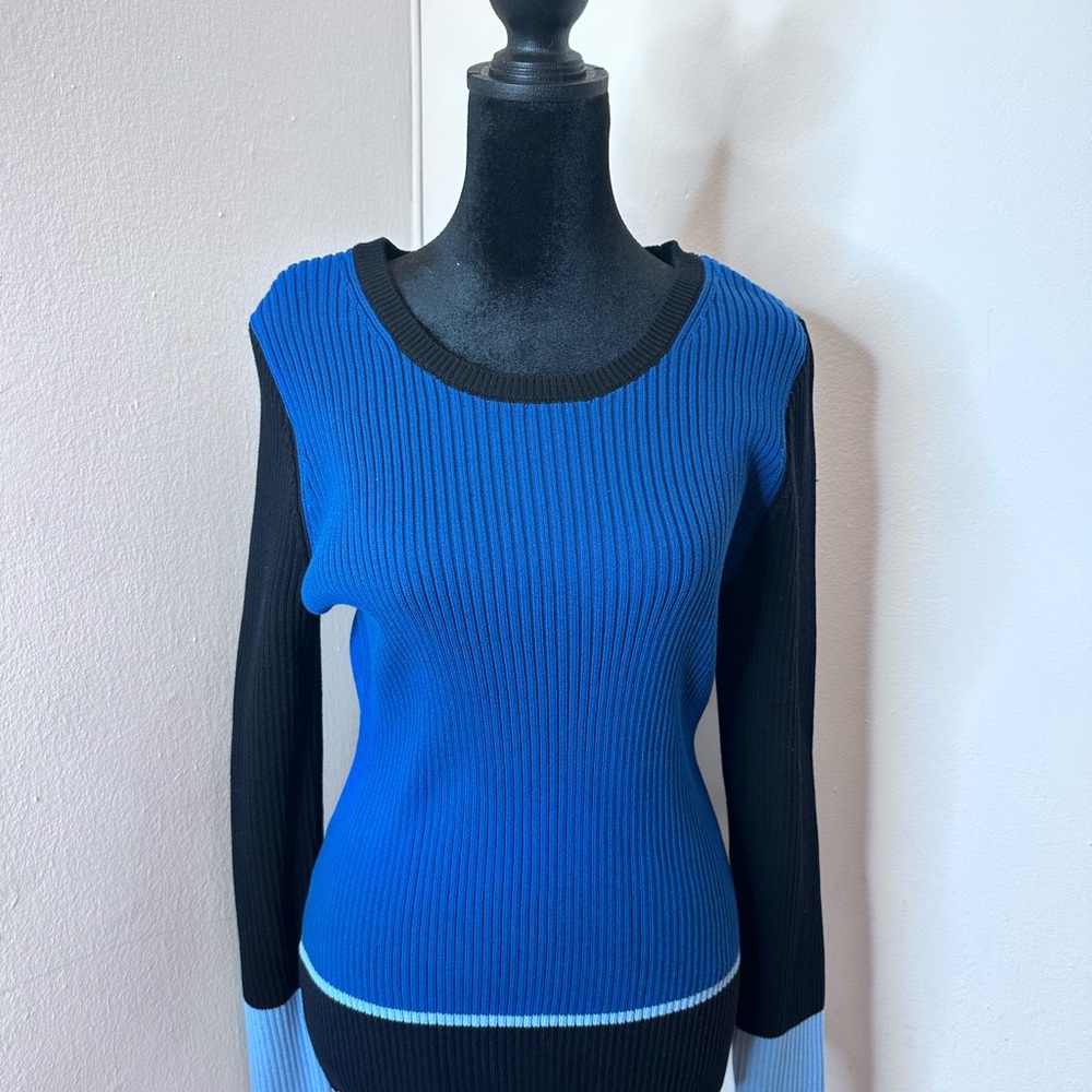 Whbm Blue and Black Crew Neck Sweater with Ribbed Texture